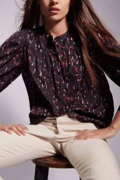 Ba&Sh Paesie Shirt in Night for women 5 Ba&Sh Paesie Shirt in Night for women -BaSh store ecabe8ffea0b40de9c8c6ab89c8b103c ae7bcd4d 6788 4a48 8bf4 fa51ece400e5 1080x